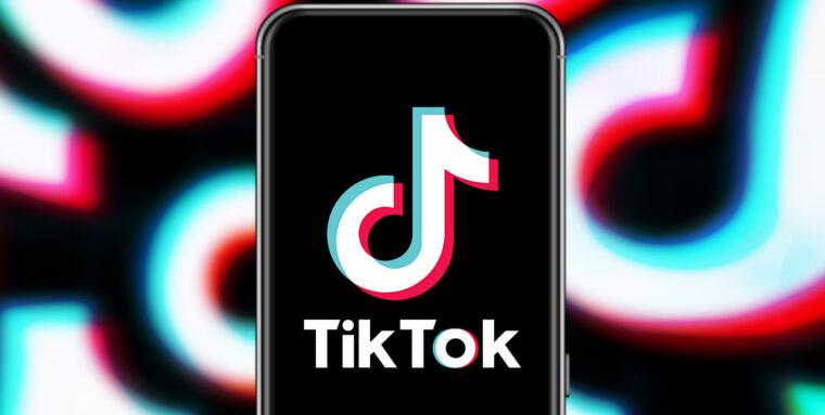 TikTok временно забранява създаването на нови видеоклипове в Русия
